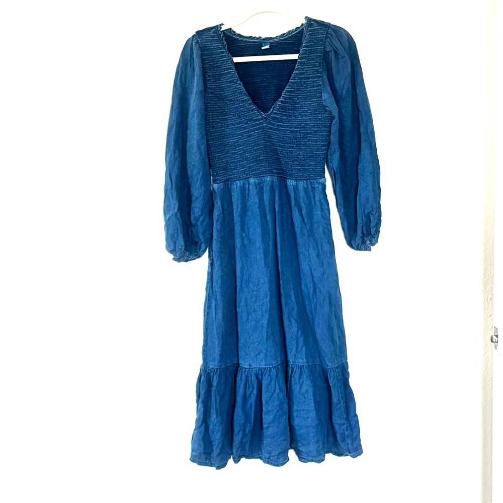 Old Navy Smocked Bodice Midi Dress Tiered Denim Lyocell Medium M - Picture 2 of 9